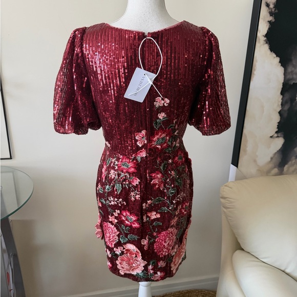 Marchesa Notte Burgundy Sequin Floral Embroidered Cocktail Mini Dress Size 4 NWT - Picture 16 of 16
